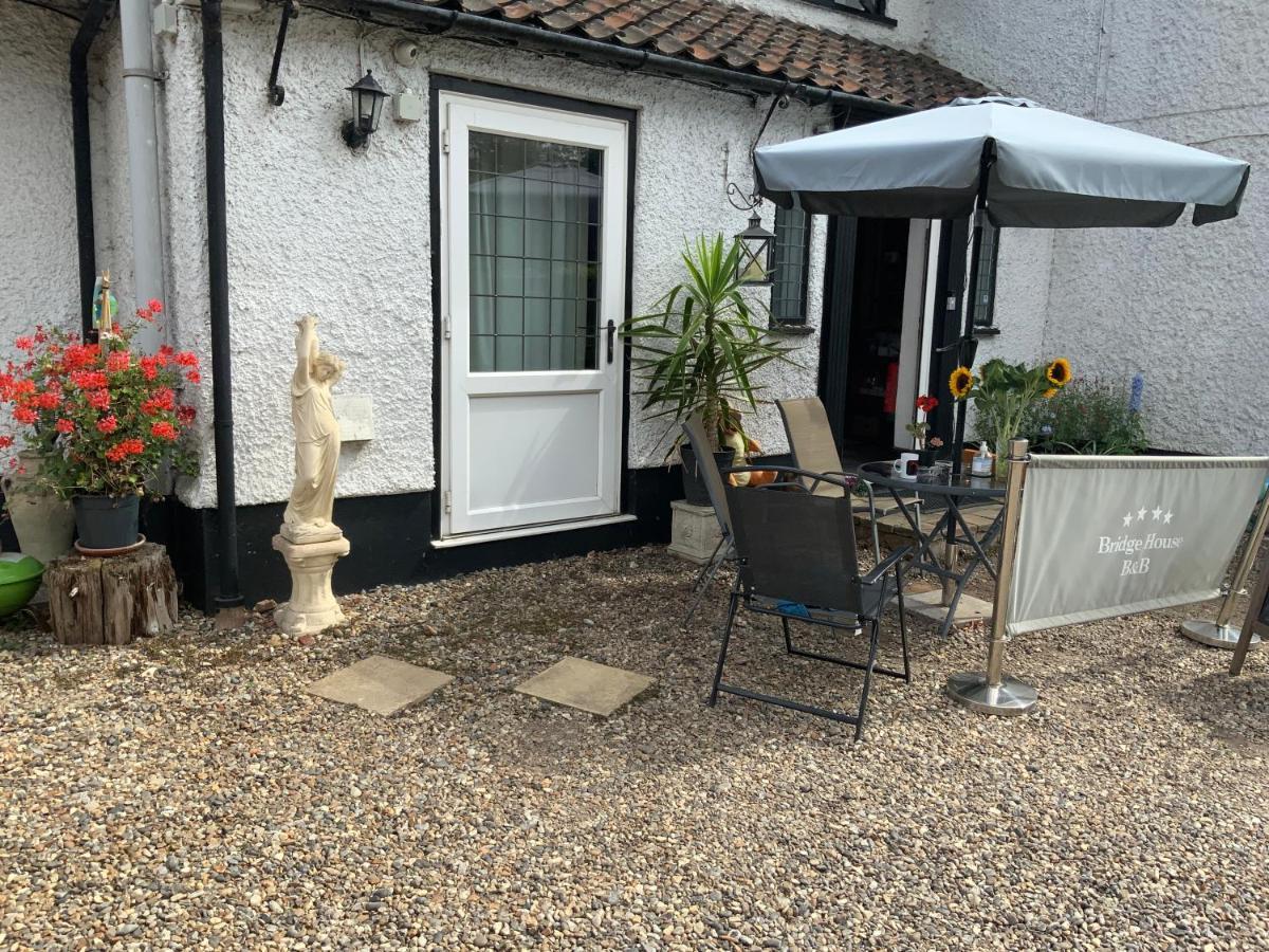 The Bridge Guest House Coltishall Exterior foto